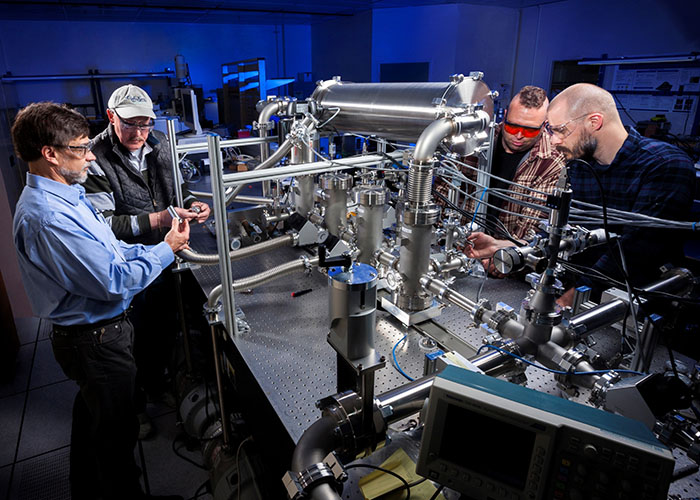 An accelerator-driven neutron imaging system